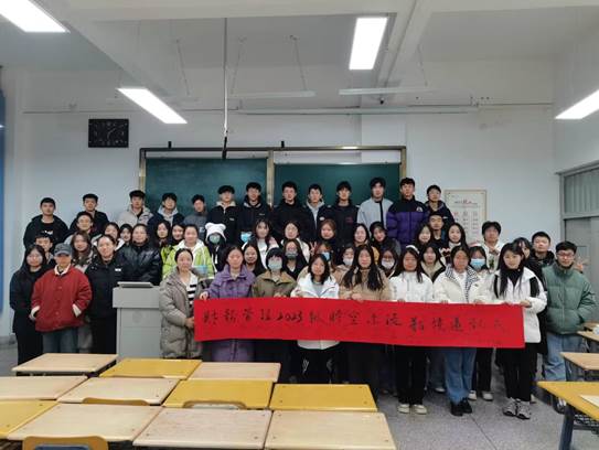 bevictor伟德官网财务管理专业举办“时空漂流瓶投递仪式——写给大四的我”主题活动