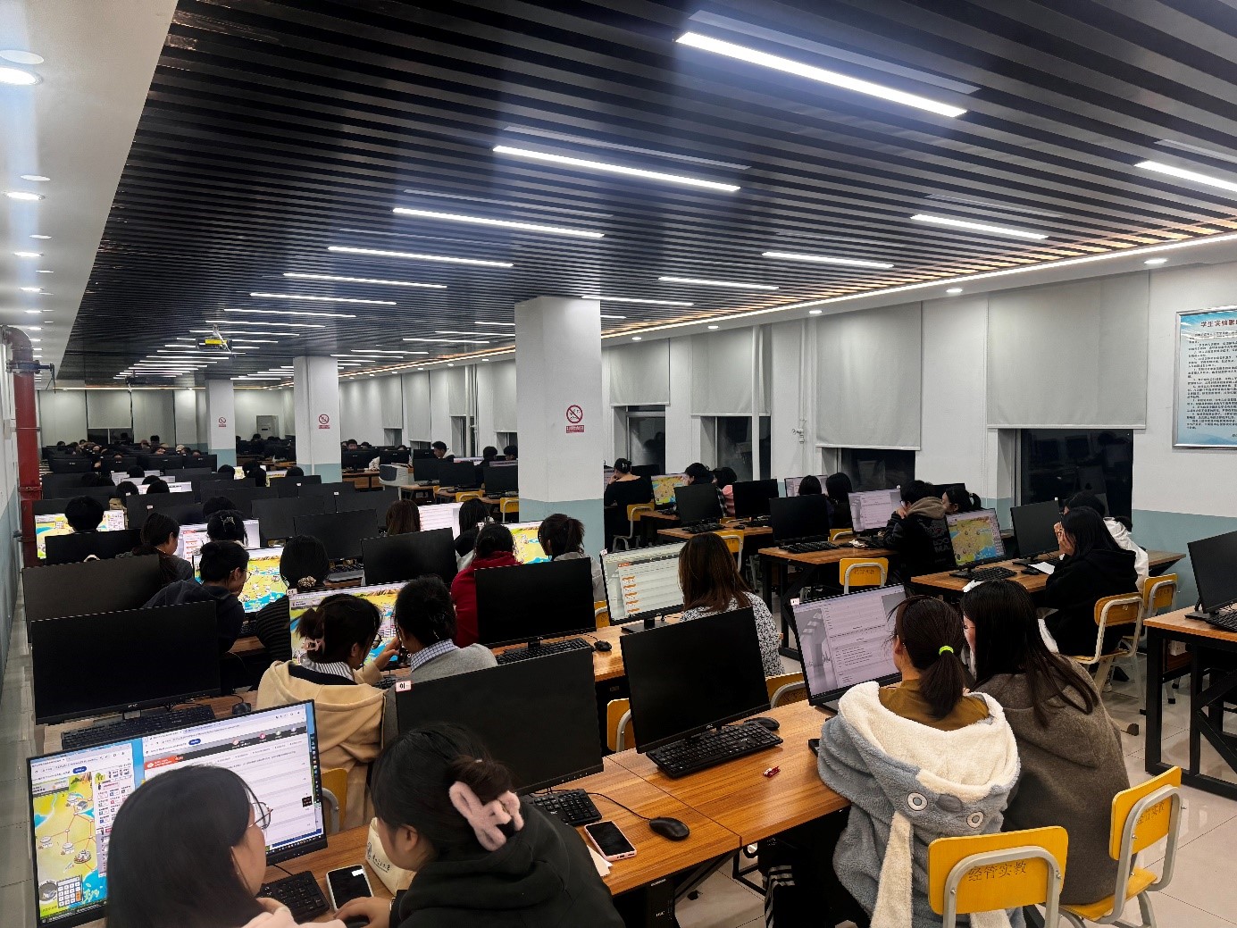 第二届甘肃省公共危机应急决策大赛 韦德官方网站校内选拔赛圆满落幕
