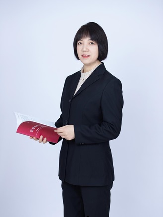 牛莲芳