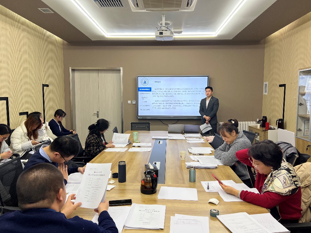 bevictor伟德官网2023级国际商务研究生论文开题答辩顺利举行