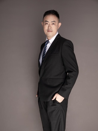 关爱员工，引导员工健康成长 —记财务管理系霍宗杰老师